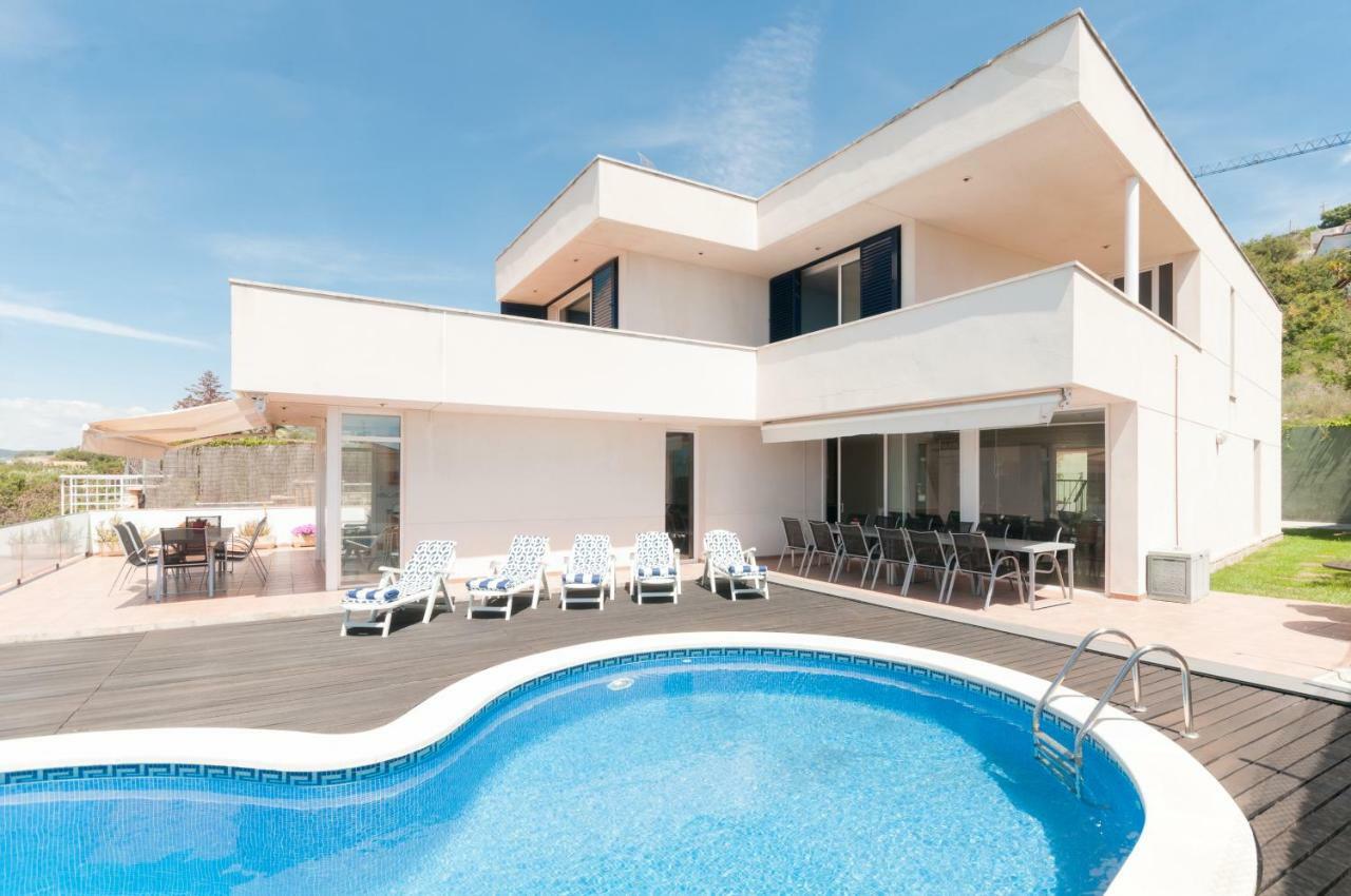 Villa Med سيدجيس المظهر الخارجي الصورة