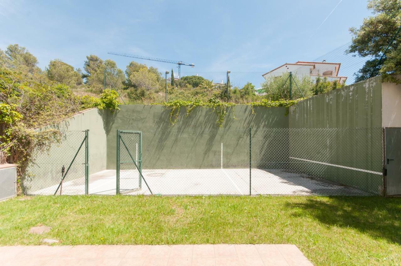 Villa Med سيدجيس المظهر الخارجي الصورة