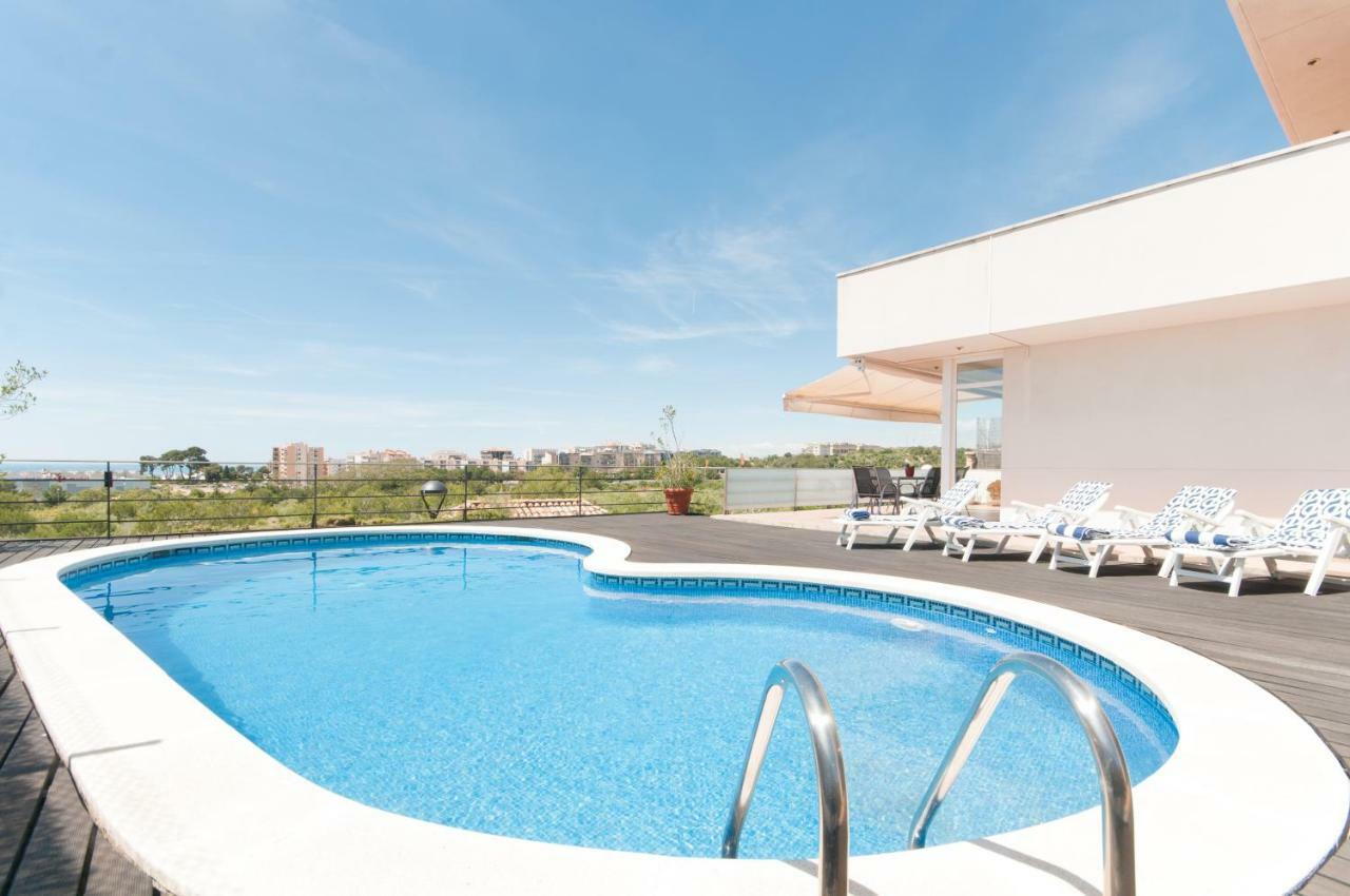 Villa Med سيدجيس المظهر الخارجي الصورة