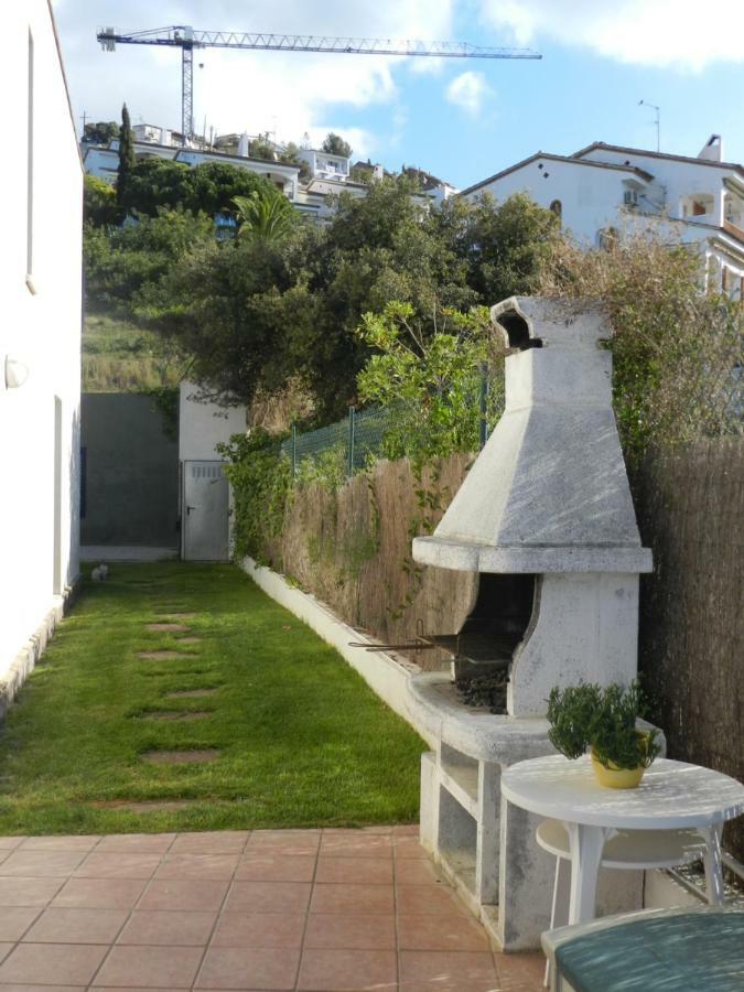 Villa Med سيدجيس المظهر الخارجي الصورة