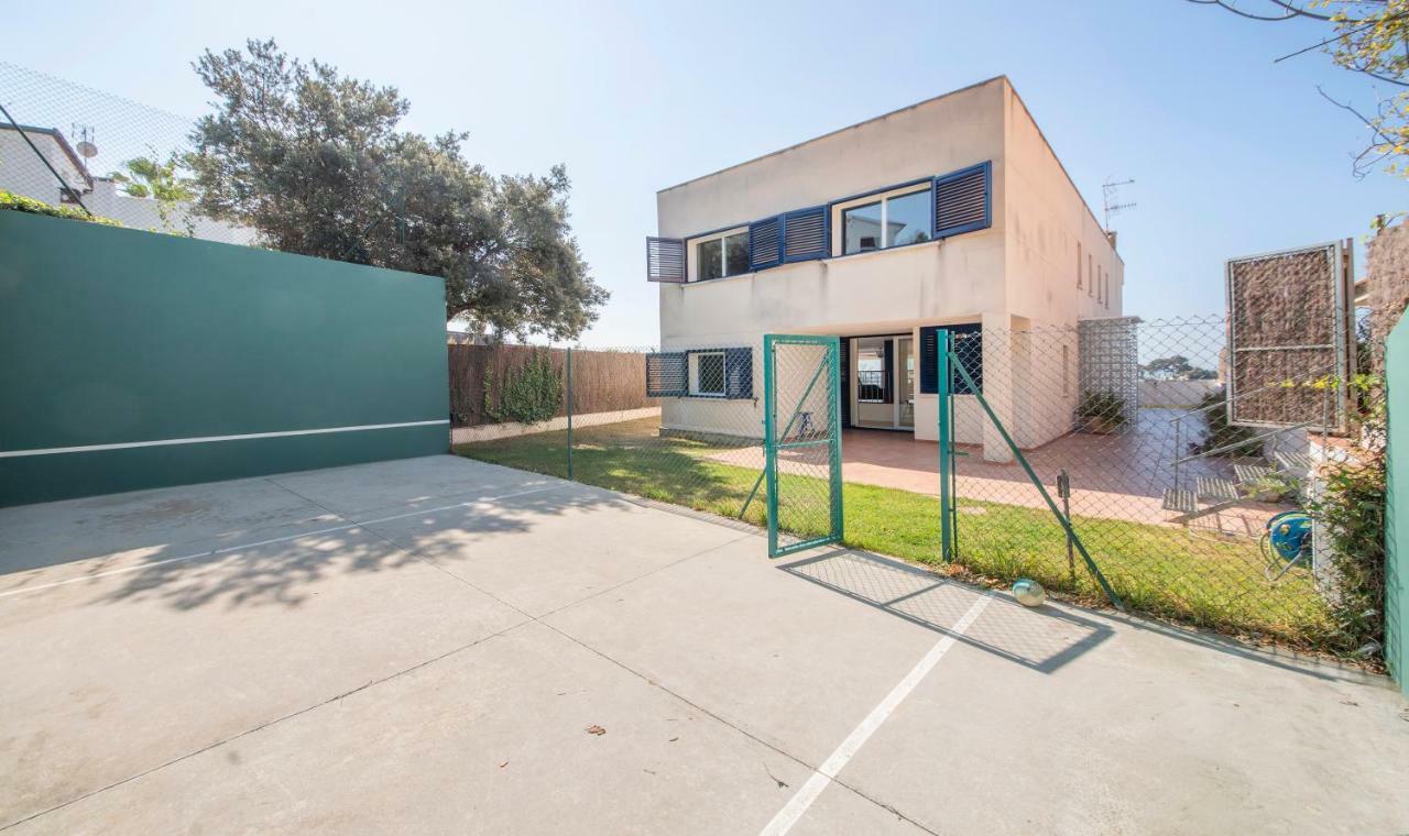 Villa Med سيدجيس المظهر الخارجي الصورة