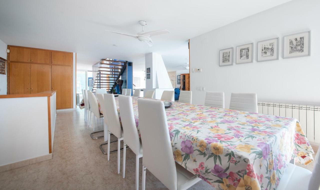 Villa Med سيدجيس المظهر الخارجي الصورة
