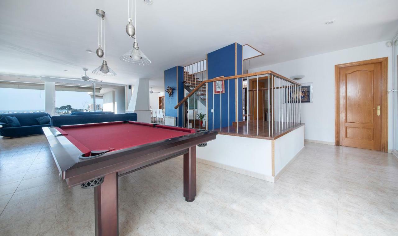 Villa Med سيدجيس المظهر الخارجي الصورة