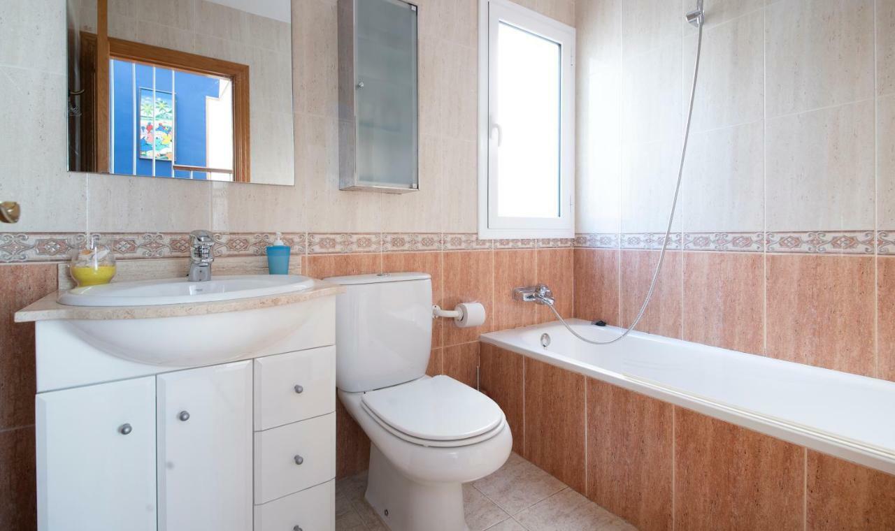 Villa Med سيدجيس المظهر الخارجي الصورة
